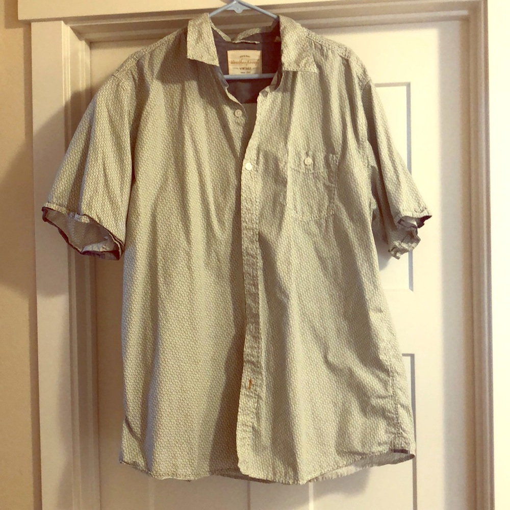 Men’s XXL dress shirt, worn once.